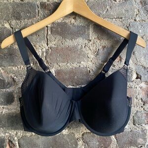 Warner's Black Underwire Smooth Full Coverage Bra